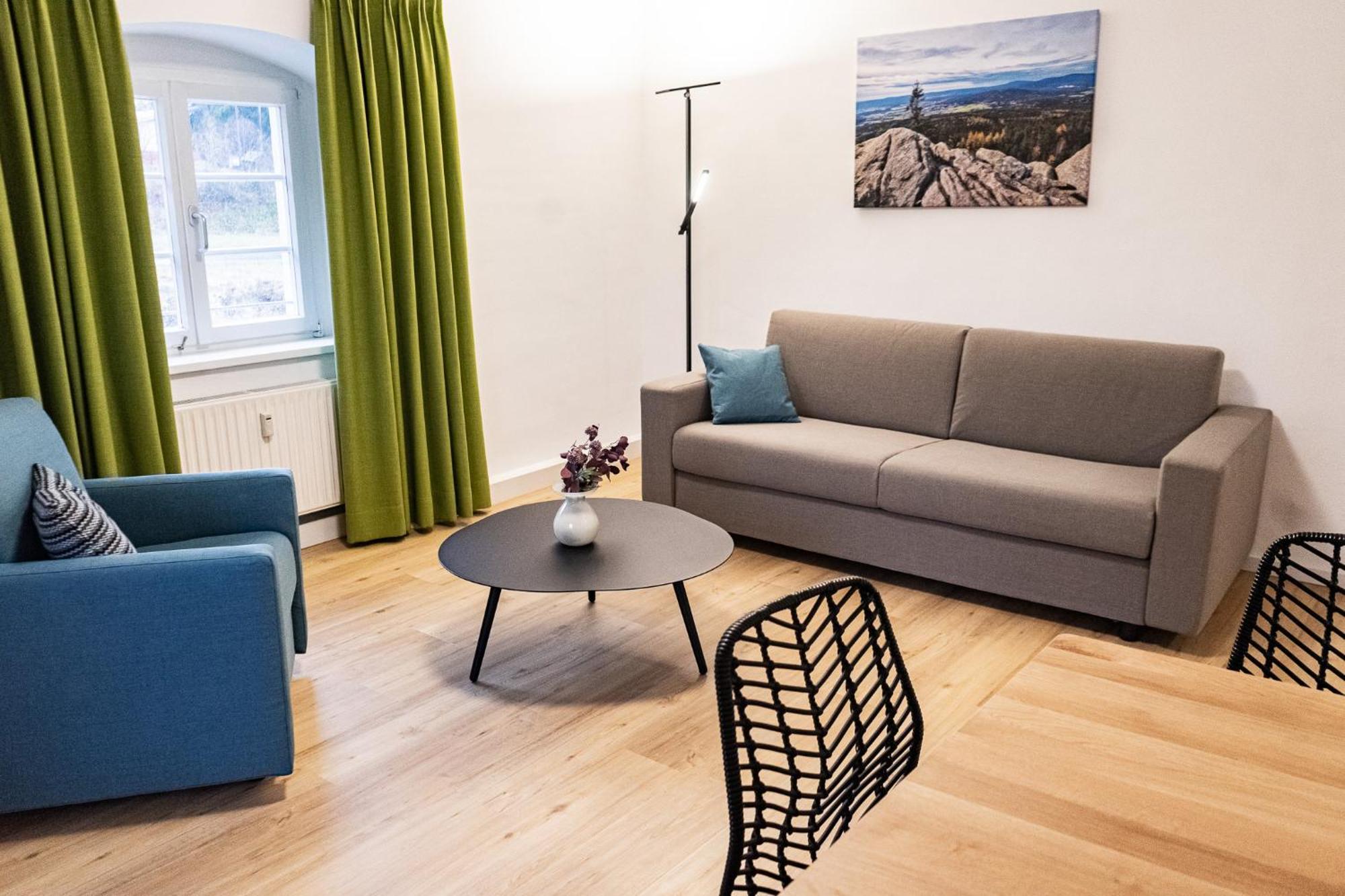 Holly Gmbh Ferienwohnungen Bad Alexandersbad Exteriér fotografie